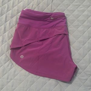Speed shorts lululemon size 6